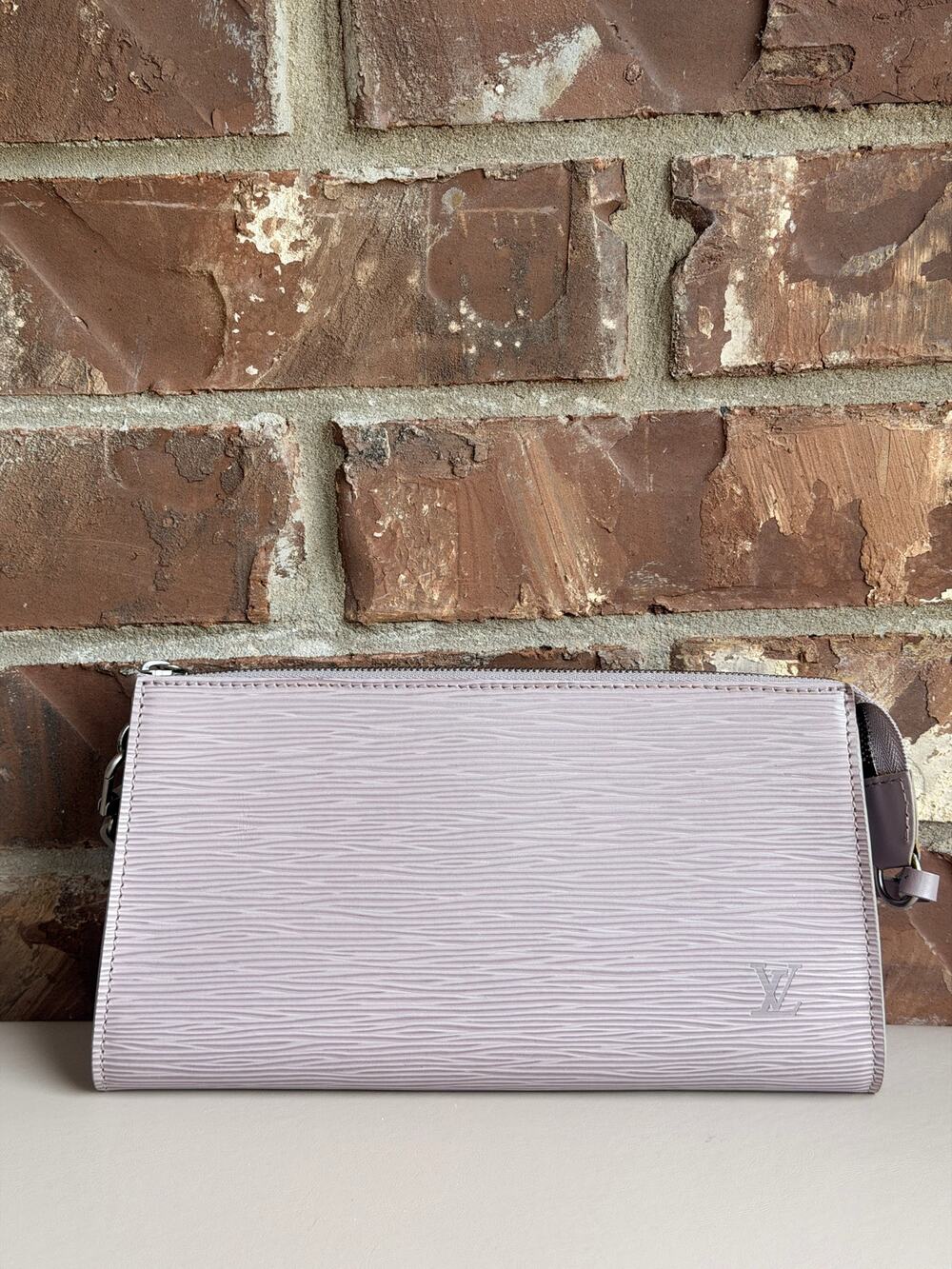 Louis Vuitton Pochette Accessoires Epi Leather Purple 83564